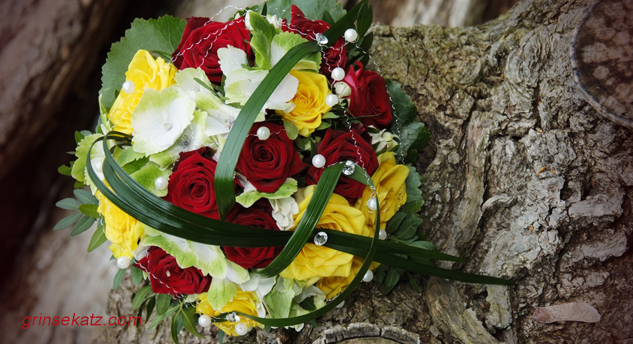 hochzeitsblumen hochzeit strauß florist grinsekatz